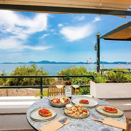 Nissaki Sea View